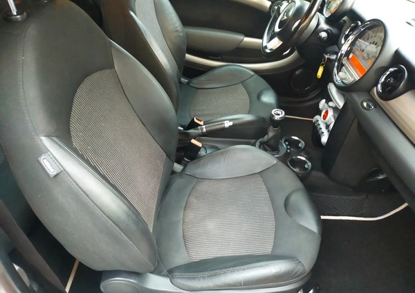 MINI Cooper S cena 33200 przebieg: 153537, rok produkcji 2010 z Paczków małe 497